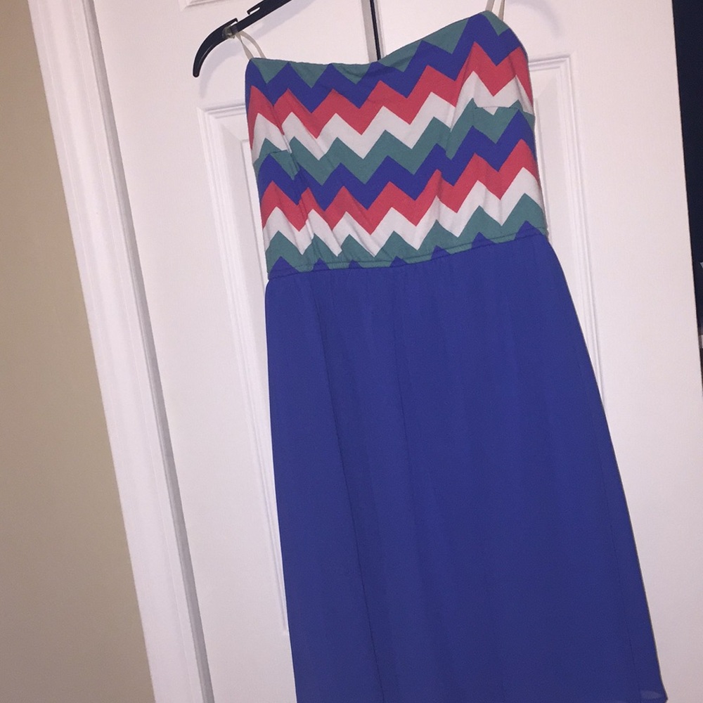 Strapless cute sundress - unique back opening